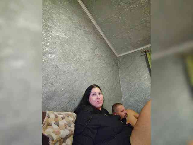 Cleopatra1990 webcam