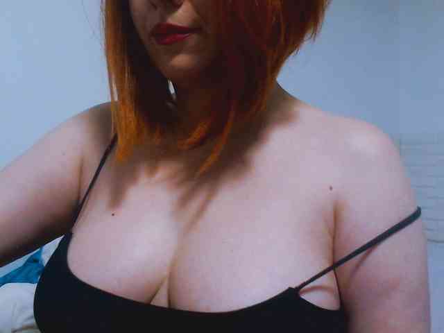 CrazyMary777 webcam