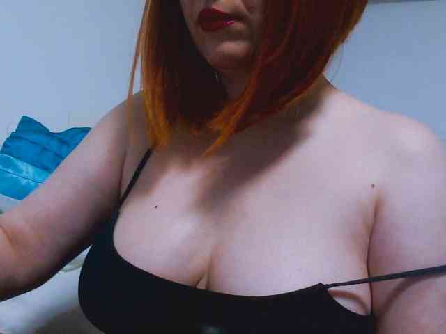 CrazyMary777 webcam
