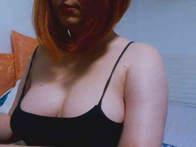 CrazyMary777 webcam