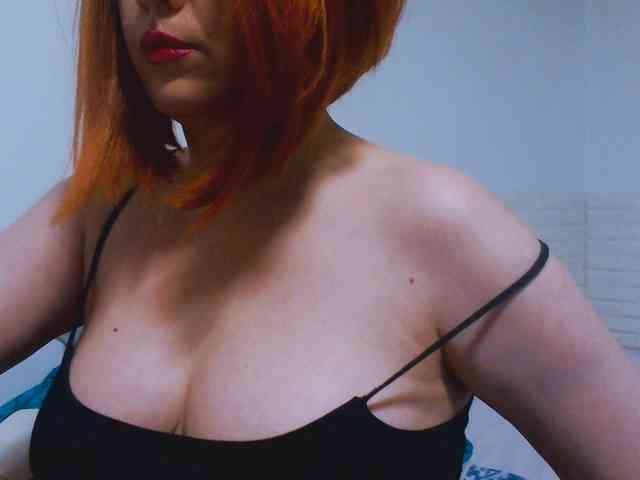 CrazyMary777 webcam