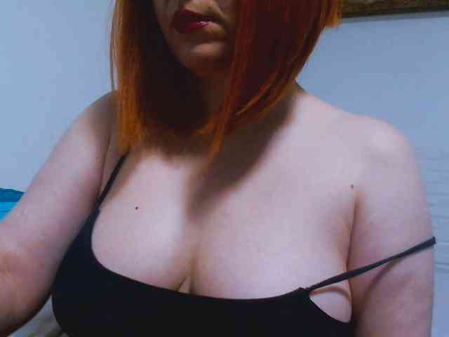 CrazyMary777 webcam