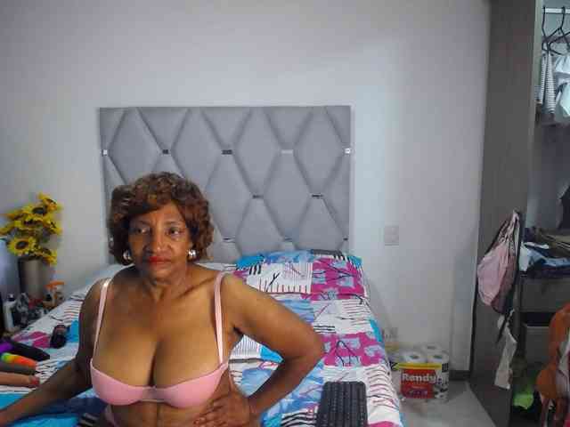 matureflirt69 webcam