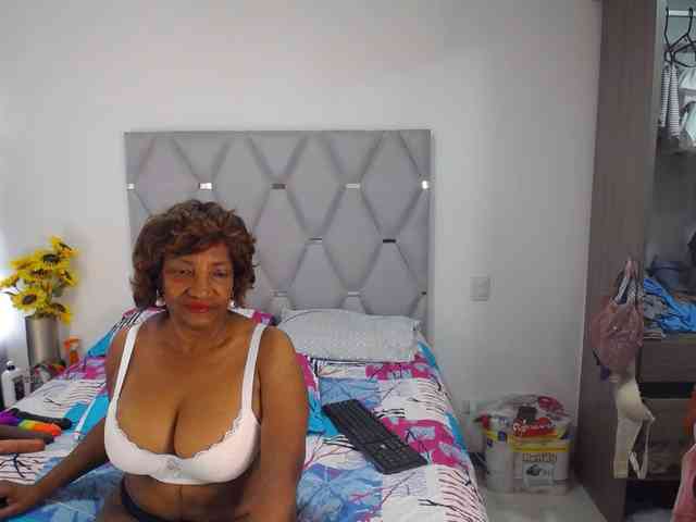 matureflirt69 webcam