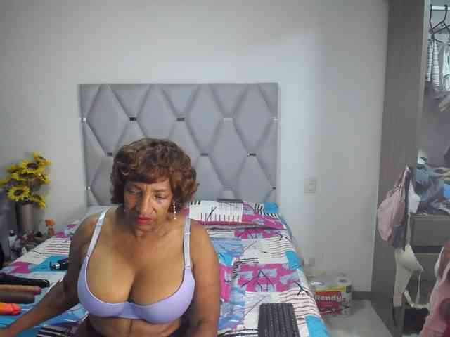 matureflirt69 webcam