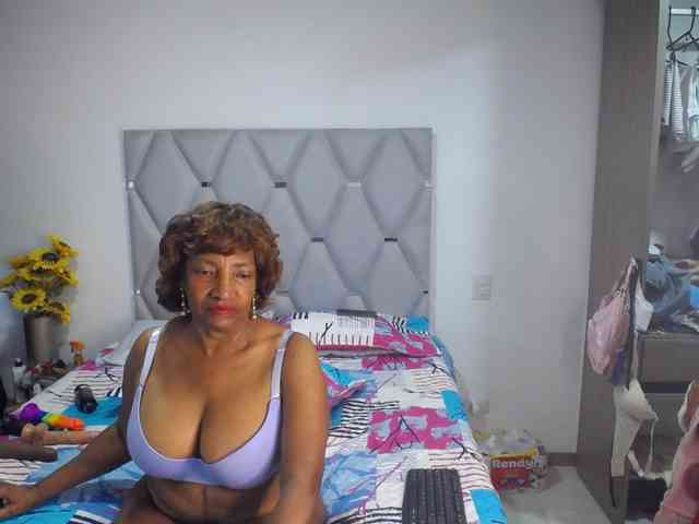 matureflirt69 webcam