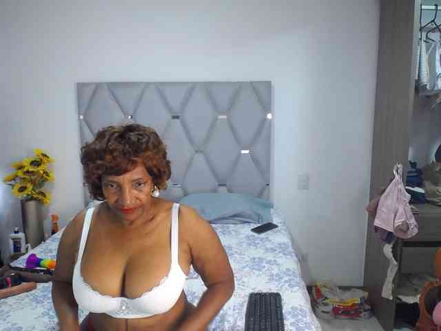 matureflirt69 webcam