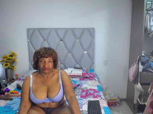 matureflirt69 webcam