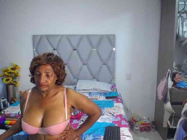 matureflirt69 webcam