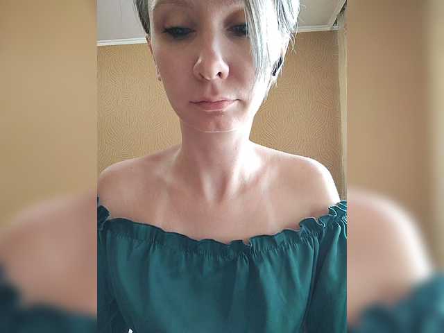 -Christina- webcam