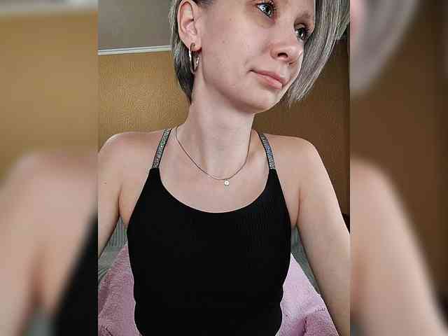 -Christina- webcam