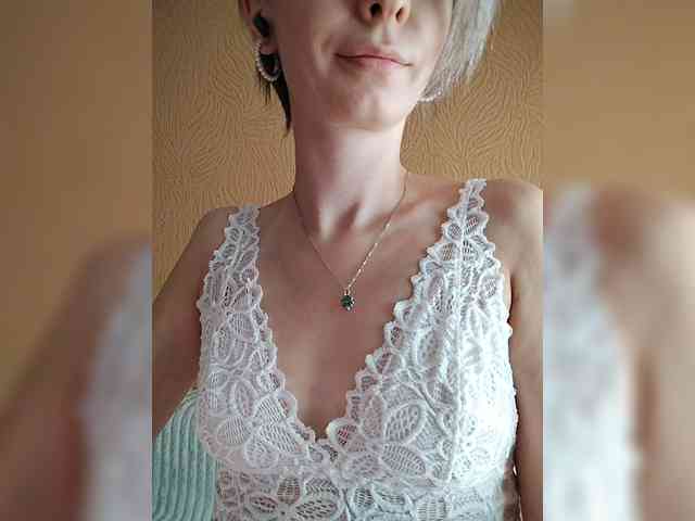 -Christina- webcam