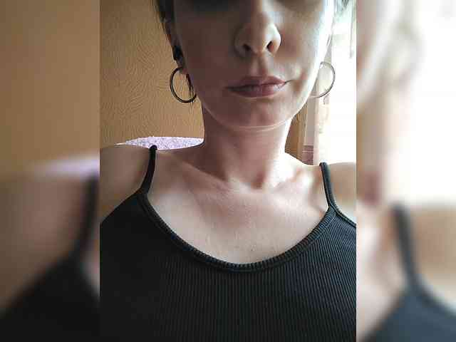 -Christina- webcam