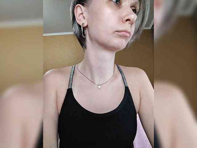 -Christina- webcam