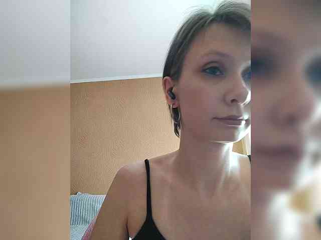 -Christina- webcam