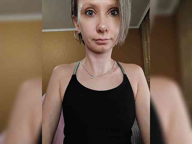 -Christina- webcam