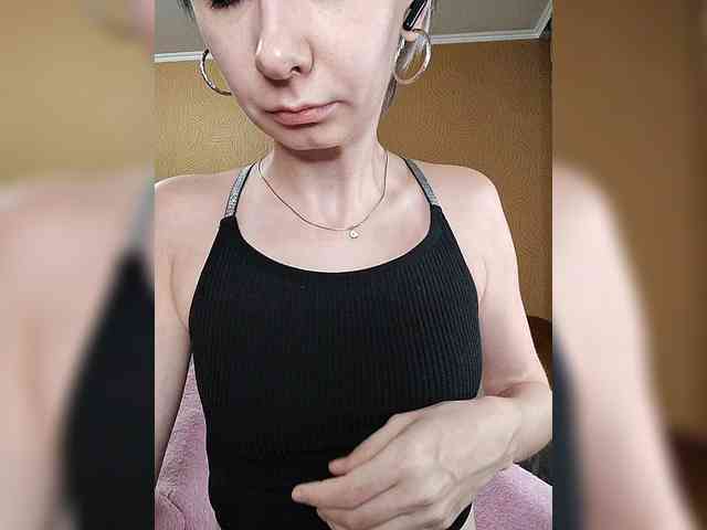 -Christina- webcam