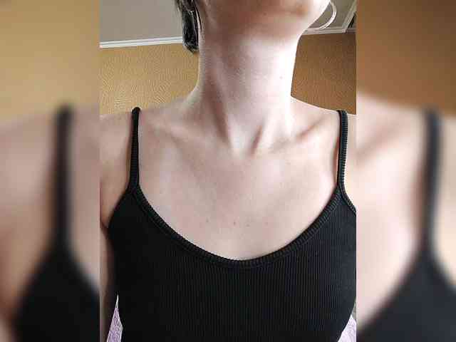 -Christina- webcam