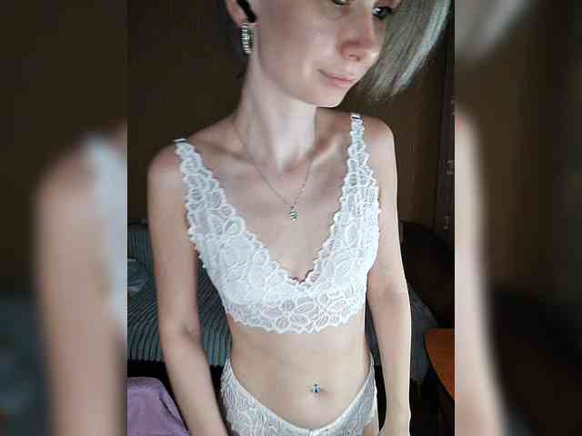 -Christina- webcam