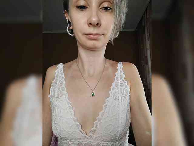 -Christina- webcam