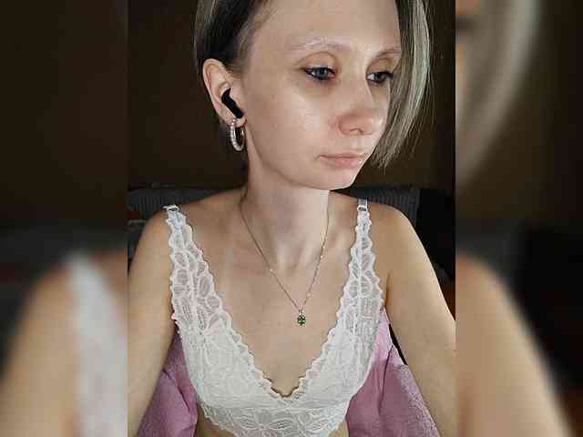 -Christina- webcam
