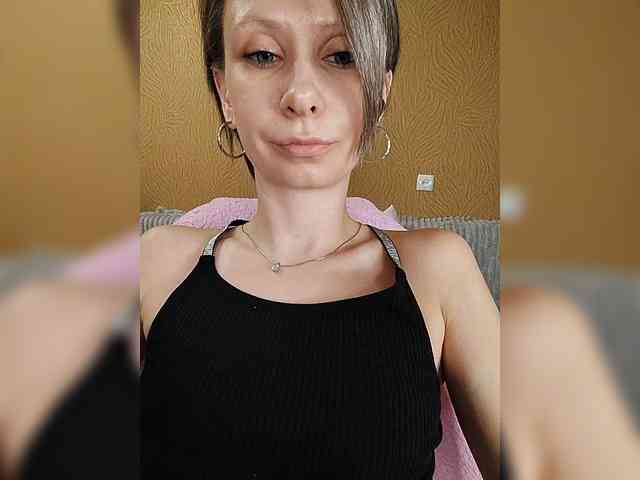 -Christina- webcam