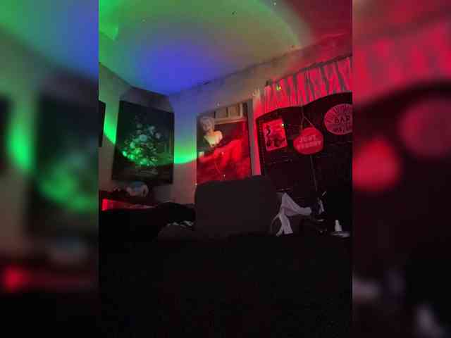 PrurientGem webcam