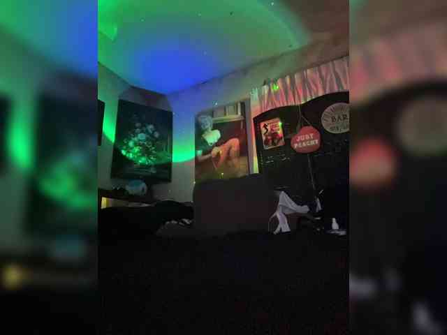 PrurientGem webcam