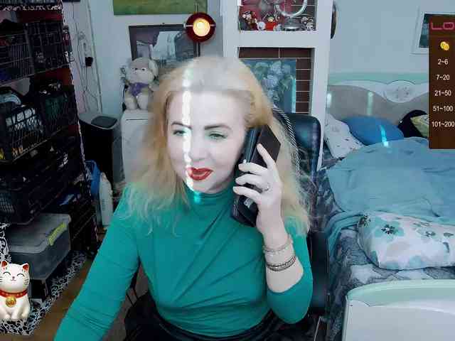 Delicecatmyau webcam