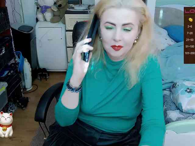 Delicecatmyau webcam