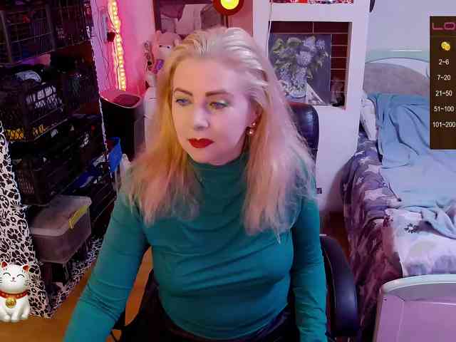 Delicecatmyau webcam