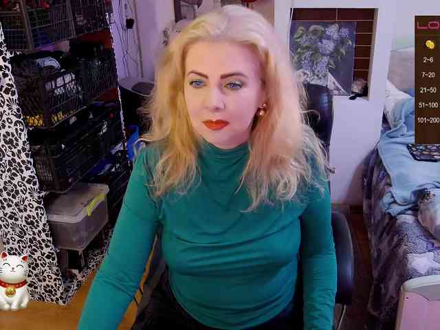 Delicecatmyau webcam