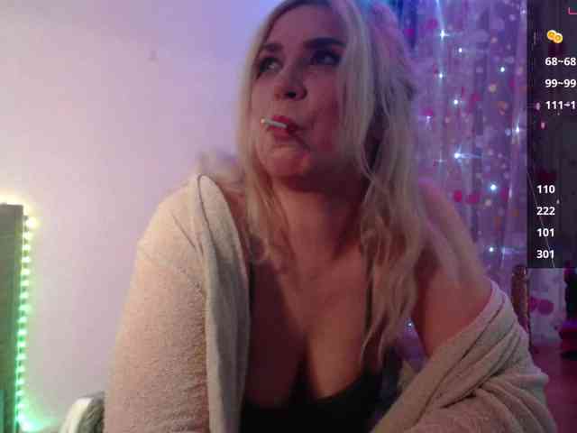 Liliya010 webcam