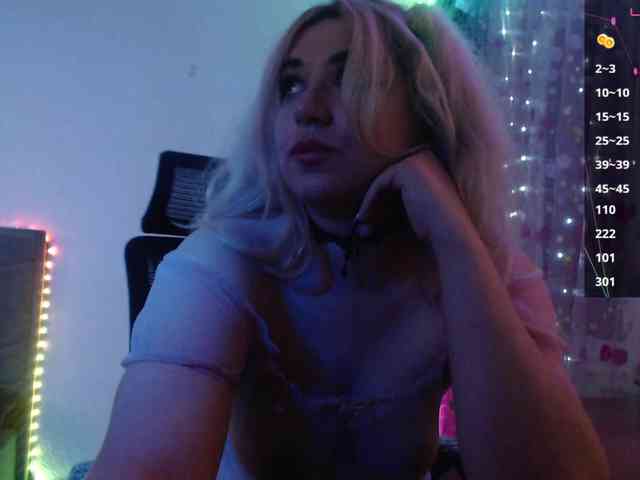 Liliya010 webcam