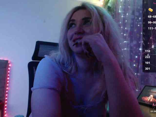 Liliya010 webcam