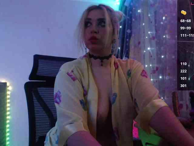 Liliya010 webcam