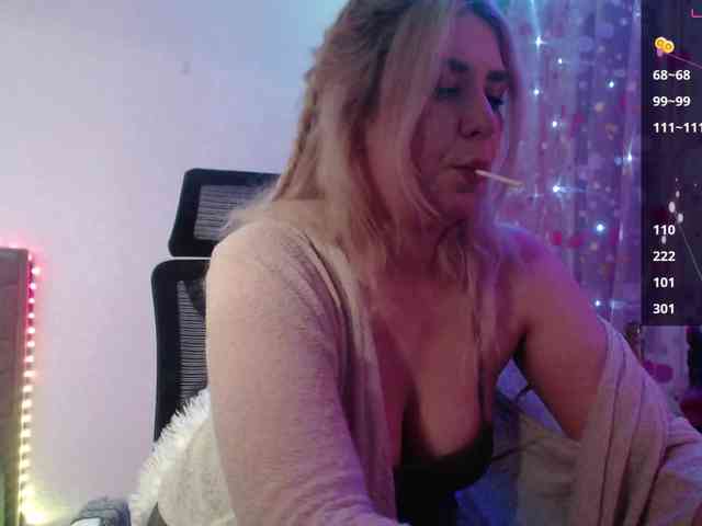Liliya010 webcam