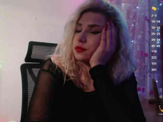 Liliya010 webcam