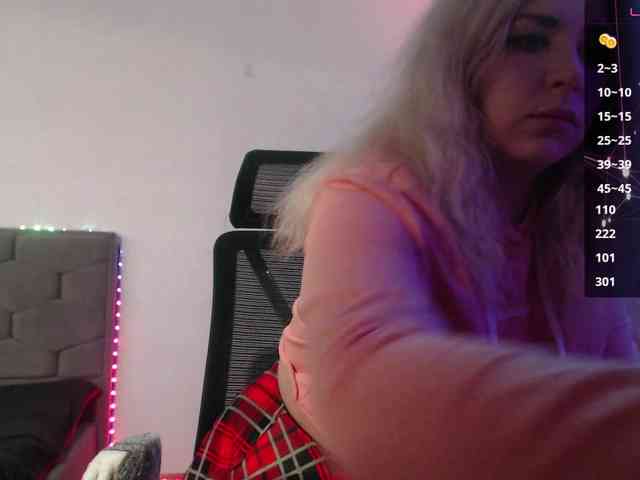 Liliya010 webcam