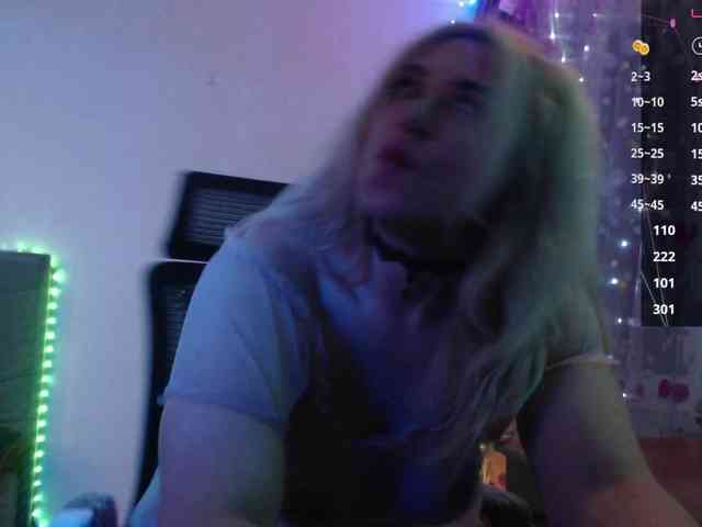 Liliya010 webcam