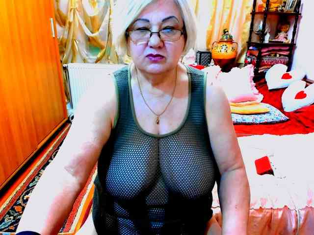 SeductiveMilf webcam