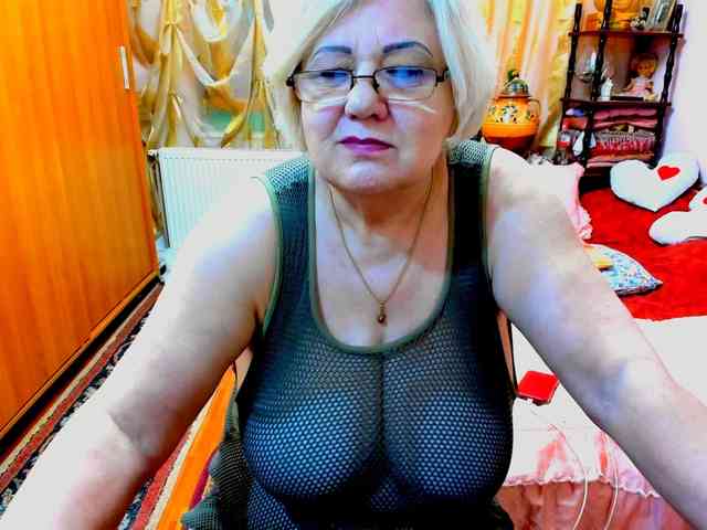 SeductiveMilf webcam