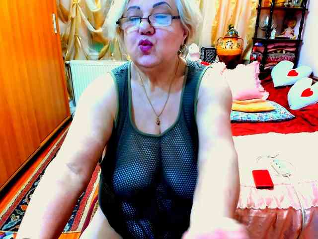 SeductiveMilf webcam