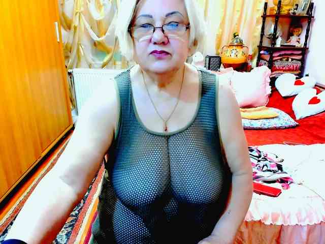 SeductiveMilf webcam