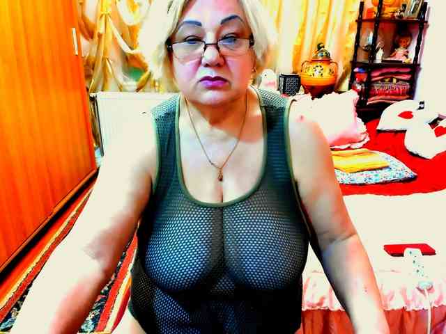 SeductiveMilf webcam