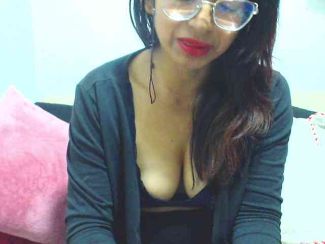 KATYY-HOTTT webcam