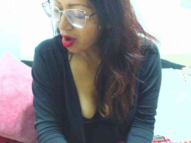 KATYY-HOTTT webcam