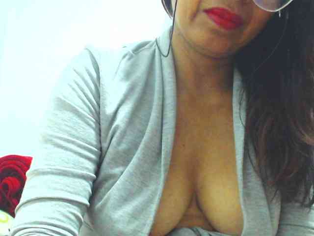 KATYY-HOTTT webcam