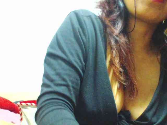 KATYY-HOTTT webcam