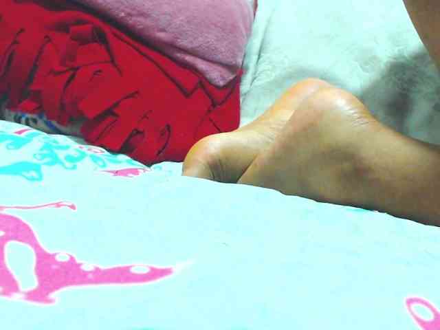 KATYY-HOTTT webcam